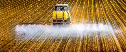 Santé des agriculteurs et utilisation de pesticides : comment limiter l'utilisation et les risques ?