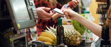 Commerces alimentaires de proximité : comment améliorer les conditions de travail ?