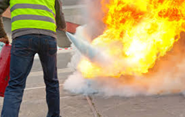 Manipulation des Extincteurs - Evacuation
